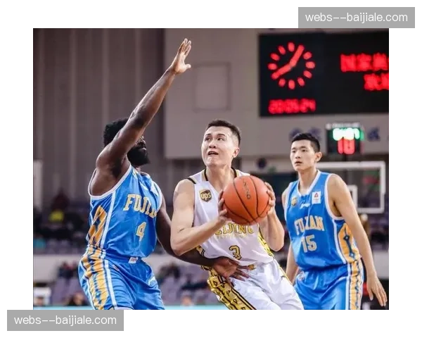 皮特森三分14中7 福建外线火力持续性表现突出