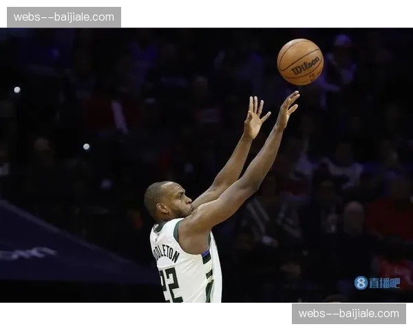 波特膝伤赛季报销 雄鹿后场得分点提前结束赛季